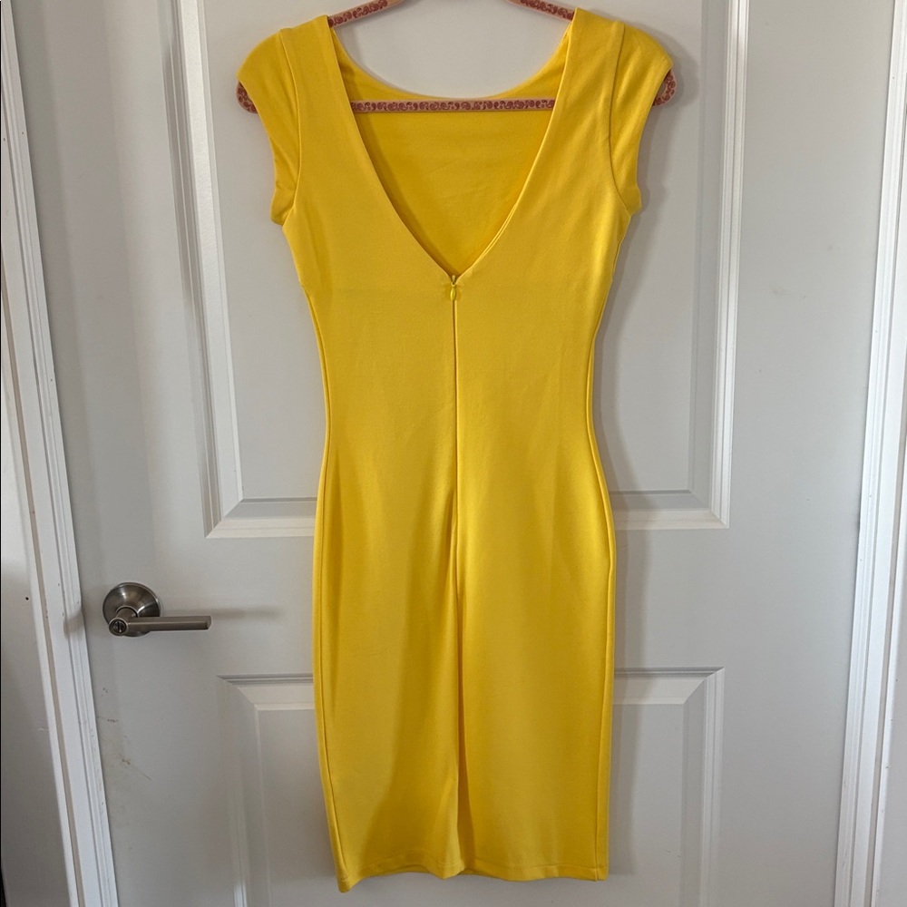NWT Yellow Cap Sleeve Midi Dress - Picture 2 of 3